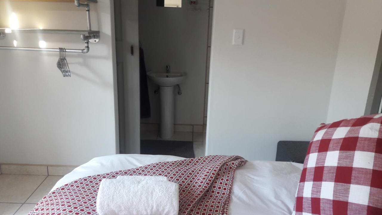 Die Windpomp Guesthouse Gobabis Exterior foto